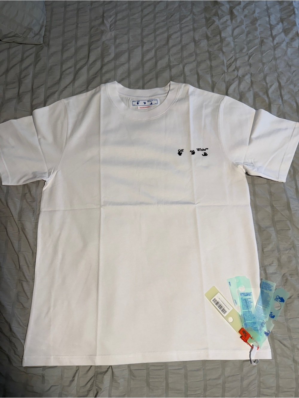 Off-White White Crewneck T-Shirt with Small Chest Motif